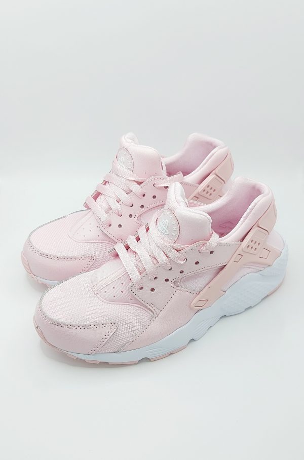 20240422_175612 NIKE AIR HUARACHE
