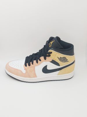 NIKE AIR JORDAN MID SE
