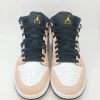 NIKE AIR JORDAN MID SE