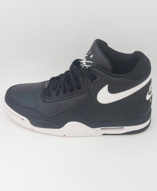 20240423_134135 NIKE FLIGHT LEGACY