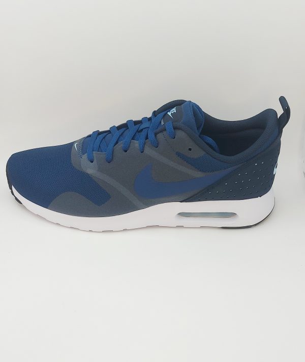 NIKE AIR MAX TAVAS