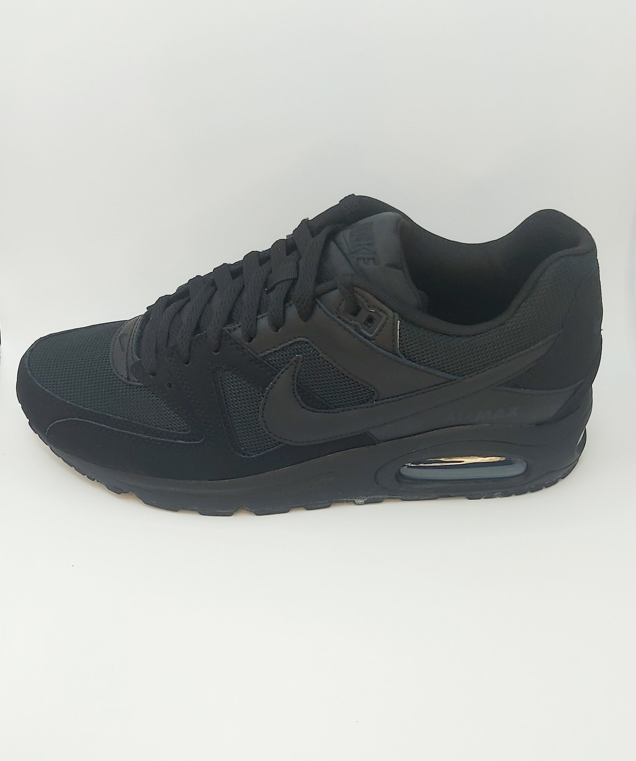NIKE AIR MAX COMMAND