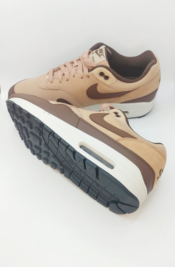20240423_153930 NIKE AIR MAX 1 SC