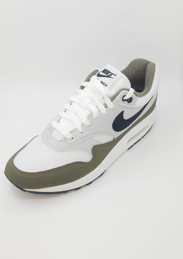 20240423_155350 NIKE AIR MAX 1