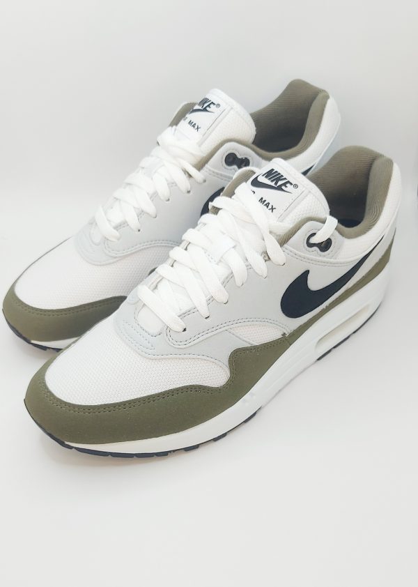 20240423_155428 NIKE AIR MAX 1