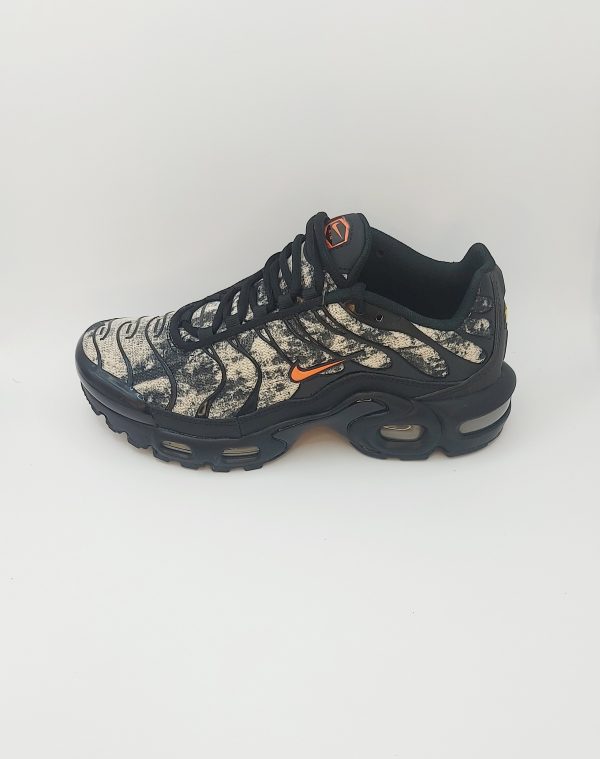 20240423_163228 NIKE AIR MAX PLUS GS