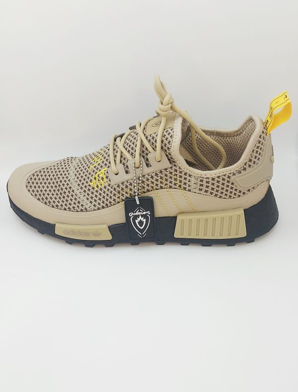 20240423_170219 ADIDAS NMD R1 MARVEL