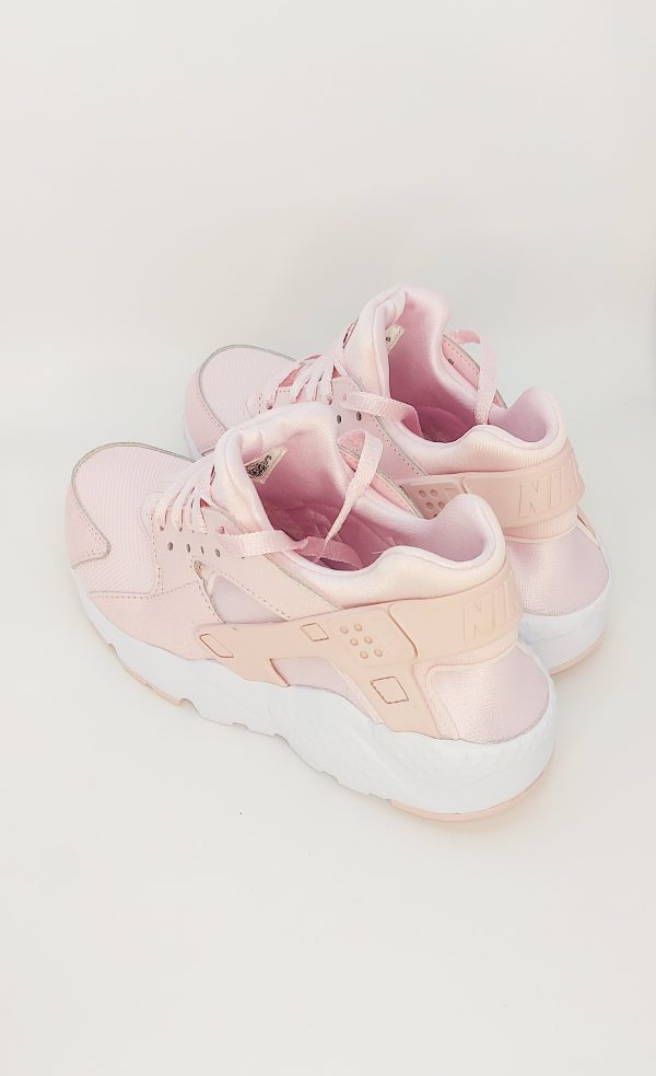 20240426_144518 NIKE AIR HUARACHE